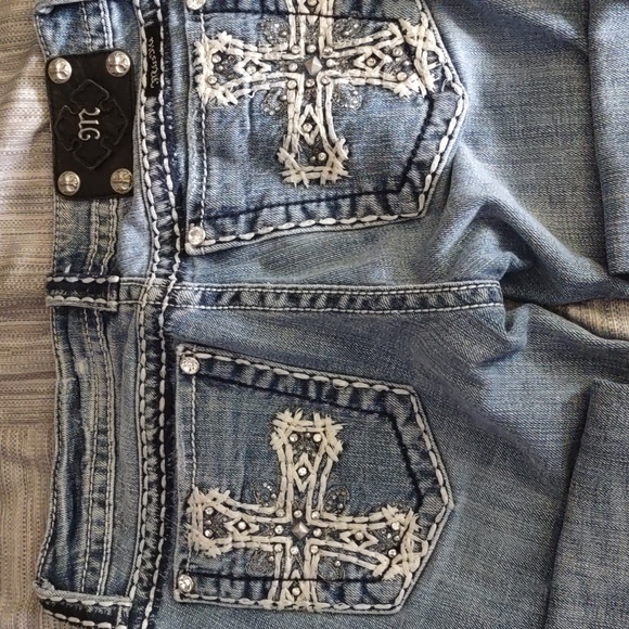 Miss Me Boy Cut Slightly distressed jeans size 27 - Picture 13 of 14